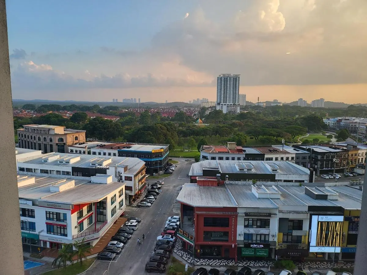 Sky Trees At Aeon Bukit Indah With Netflix And Wifi Apartment Johor Bahru 0*,
