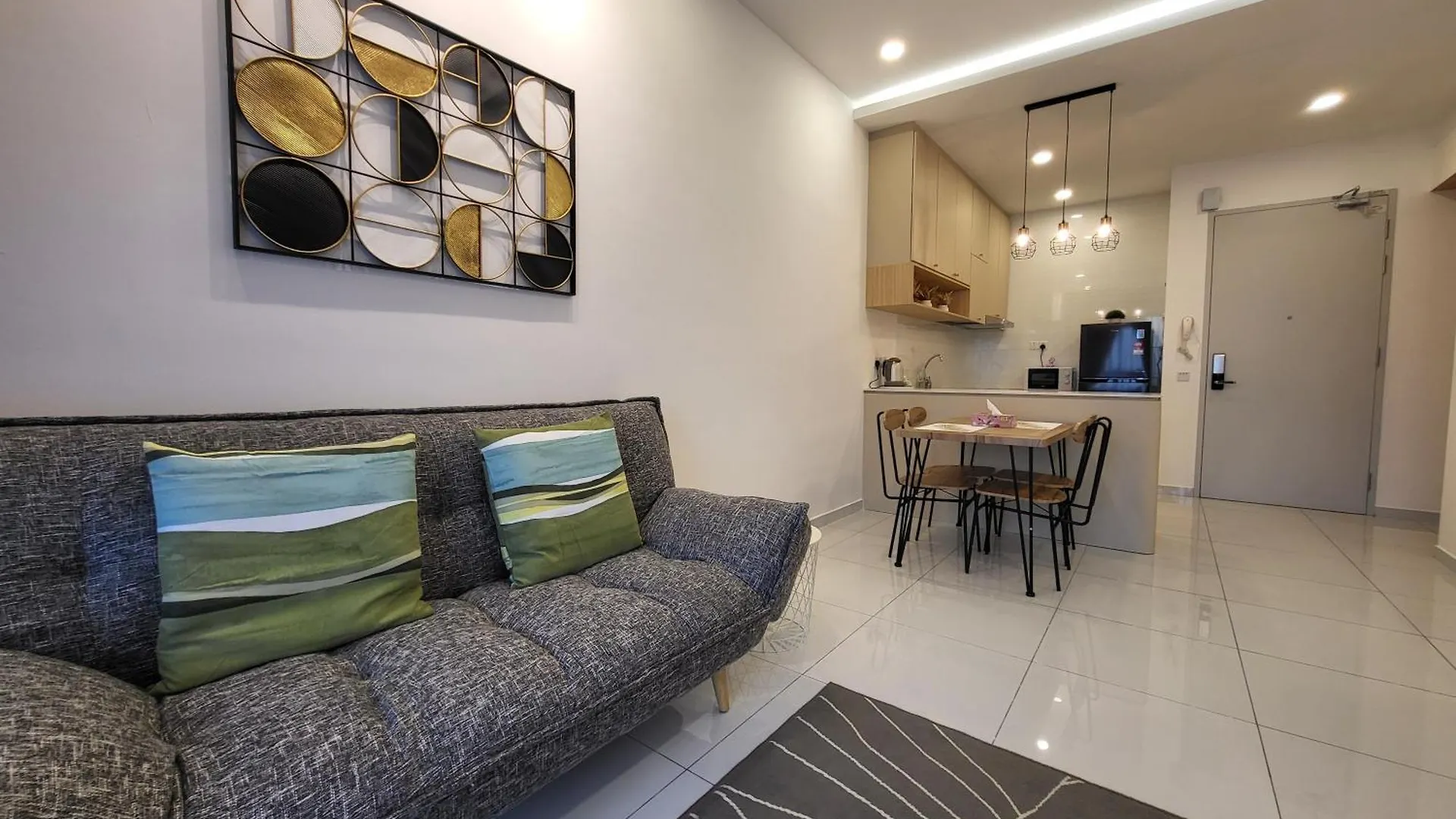 Sky Trees At Aeon Bukit Indah With Netflix And Wifi Apartment Johor Bahru